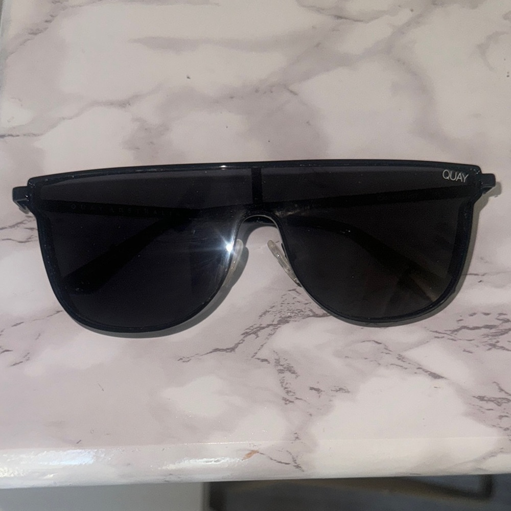 Quay Australia Black Sunglasses